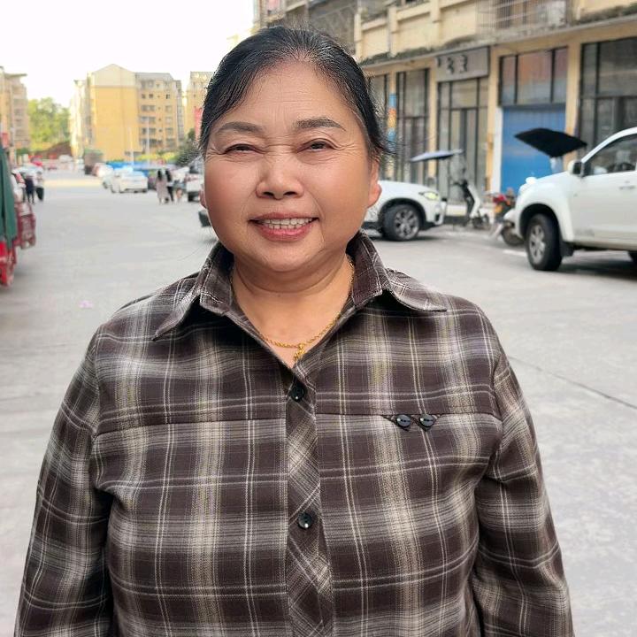 丁一凤