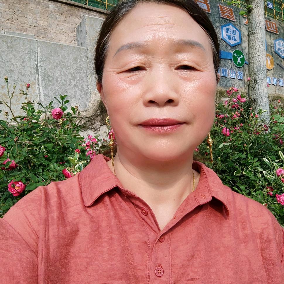 辉辉姐