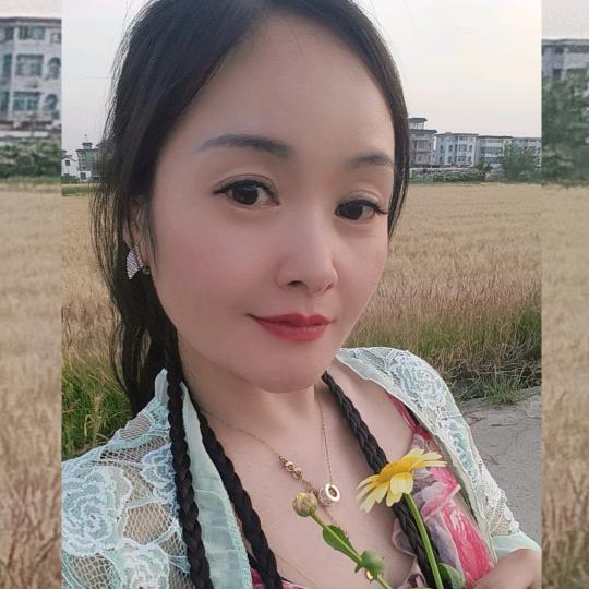 傅诗淇的颈间痣