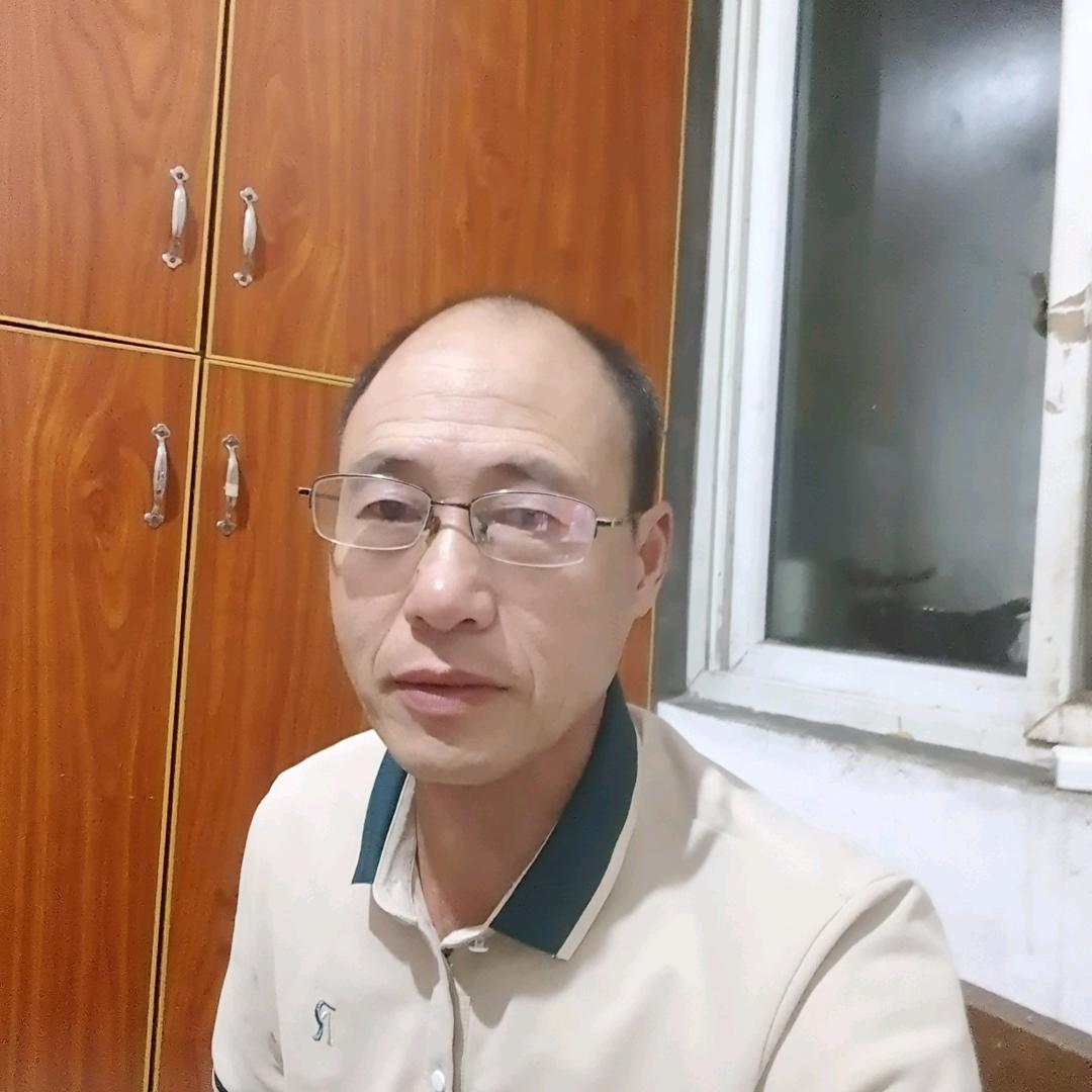 稀毛，泥工