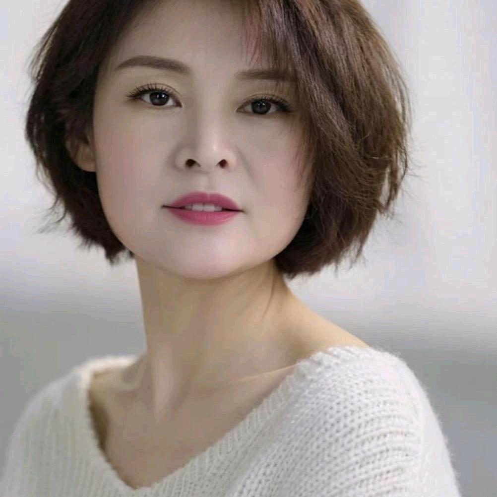 活的潇洒，笑的放肆