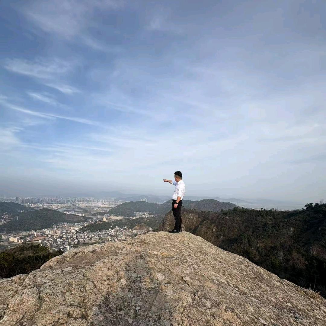 音响灯光常青
