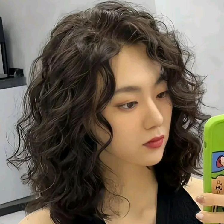 艾莲