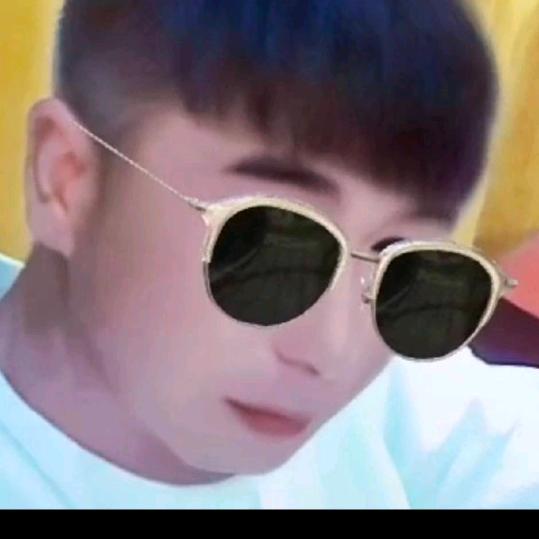 牵手共白头