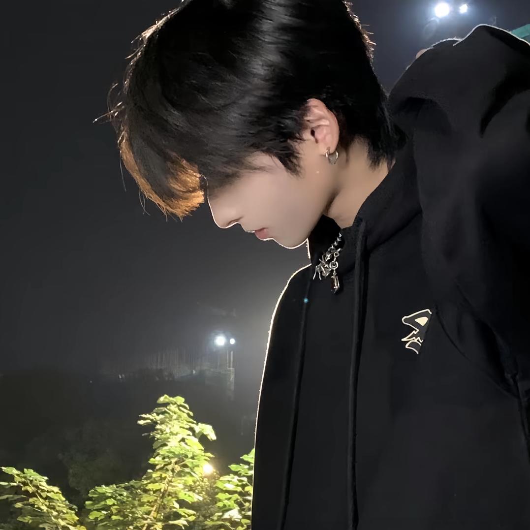 小兴.