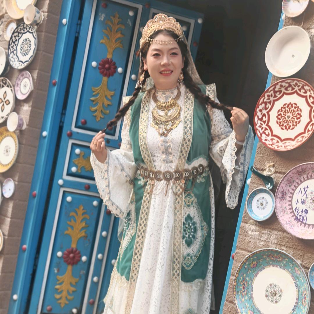 晓娟，阿拉尔市丽丰果业