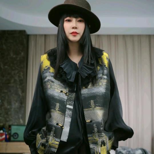 NANA港风潮牌～甄选穿搭