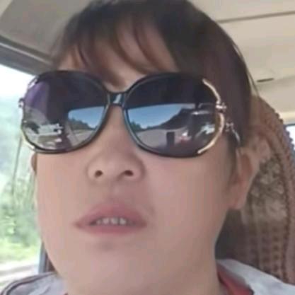 🌸开心的美一天曲靖人