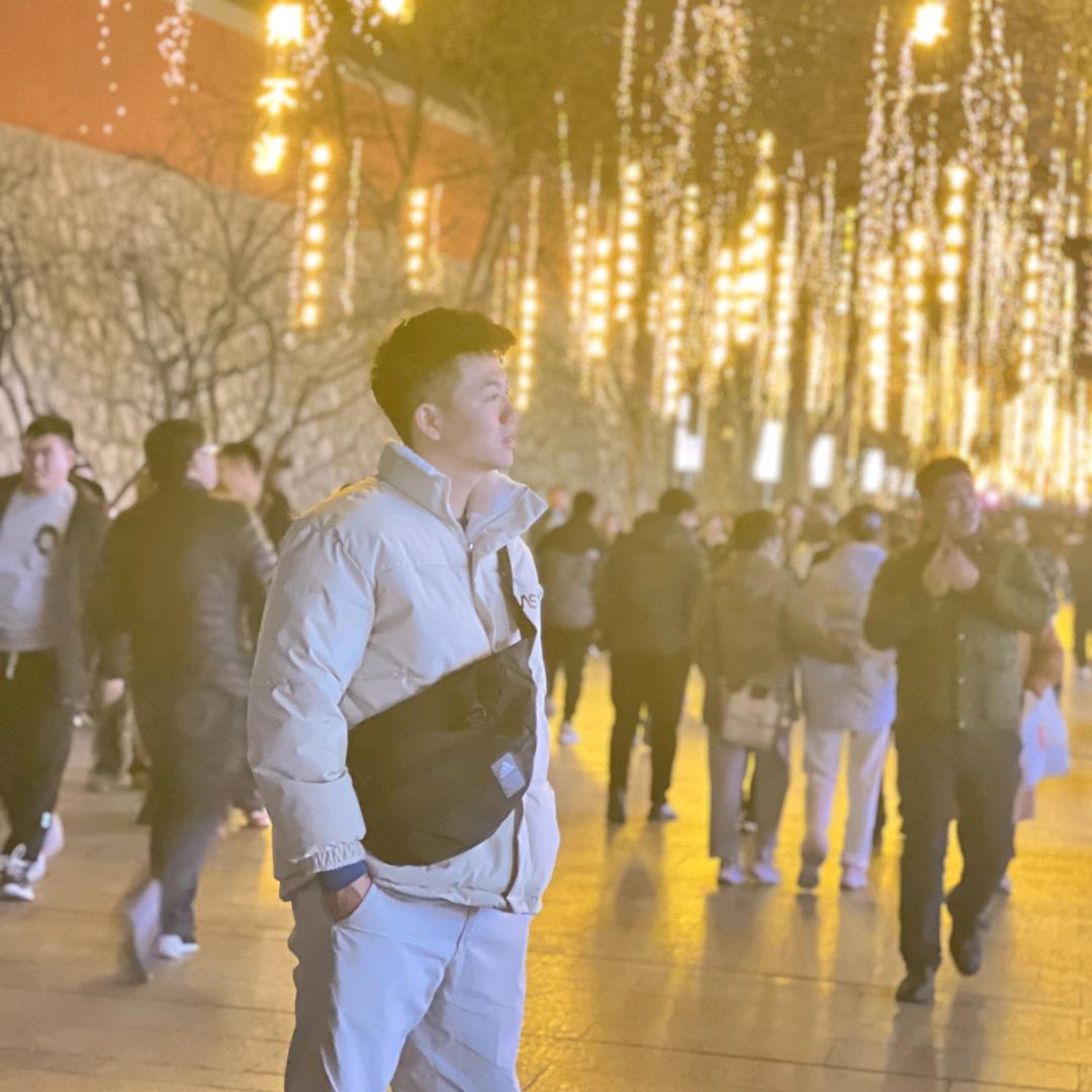 出头天靠打拼