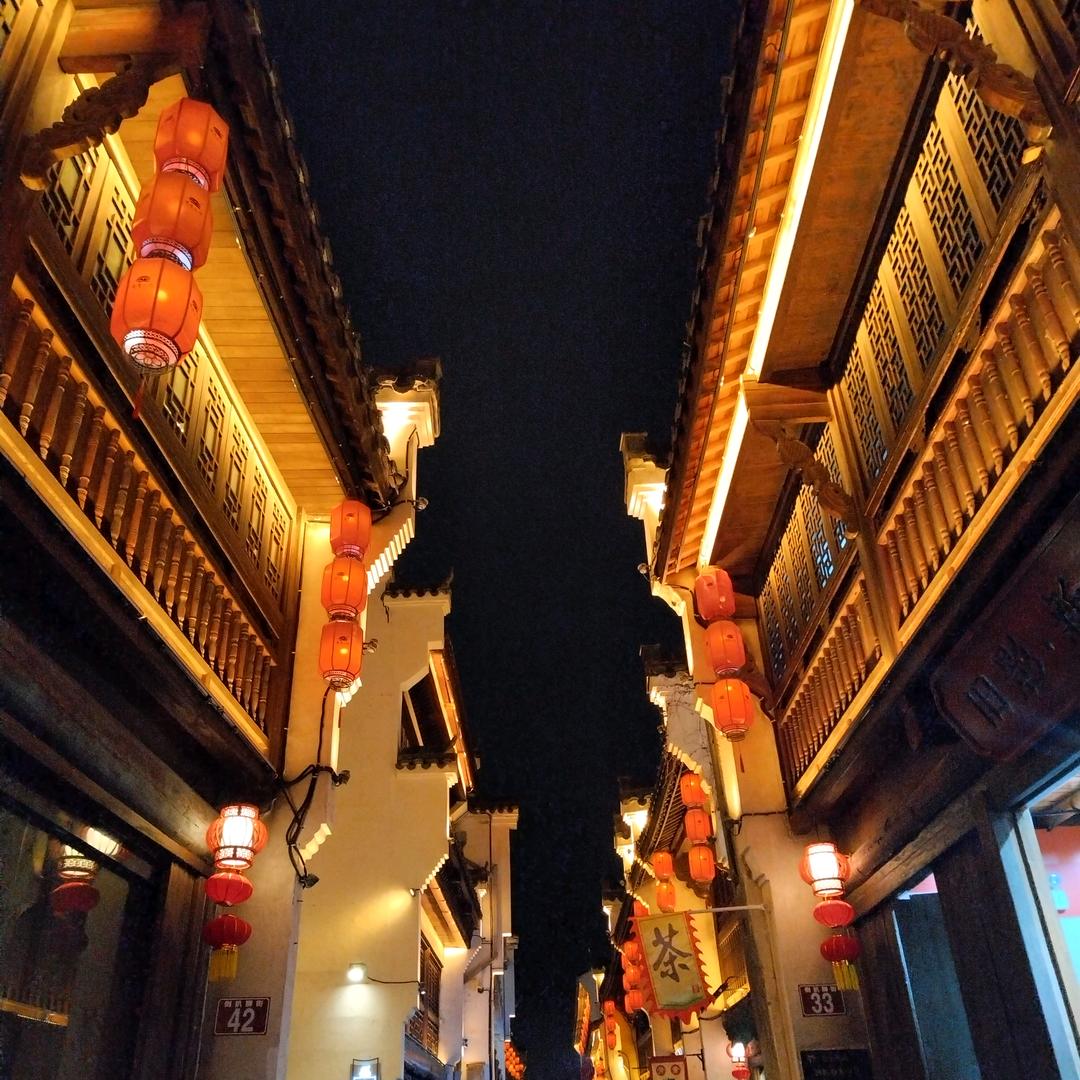 秋风扫落叶先生