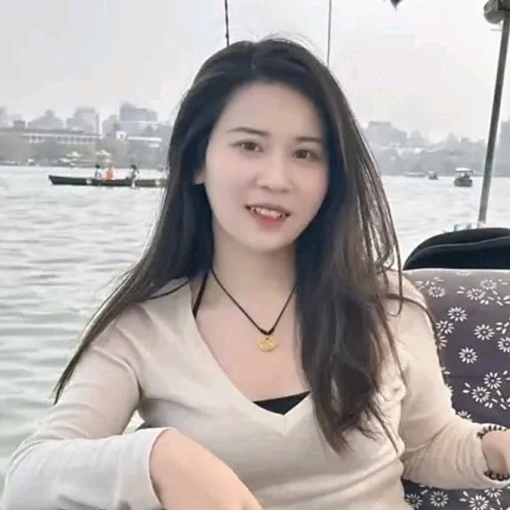 姐姐很乖