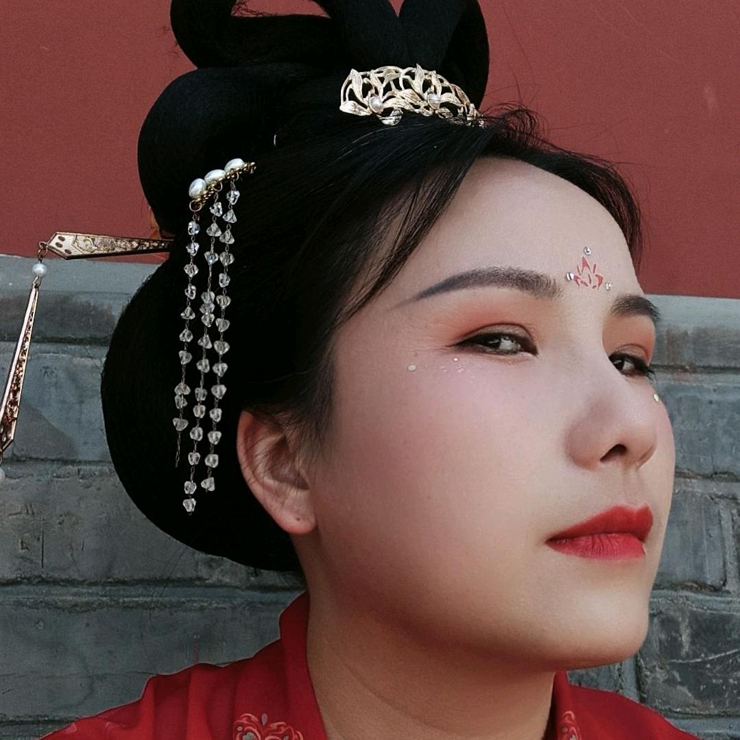 洋县开画室的毛毛