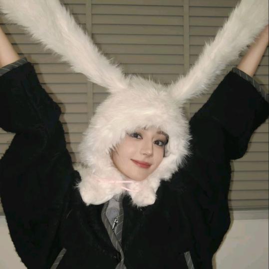 双箐口衣燃服饰