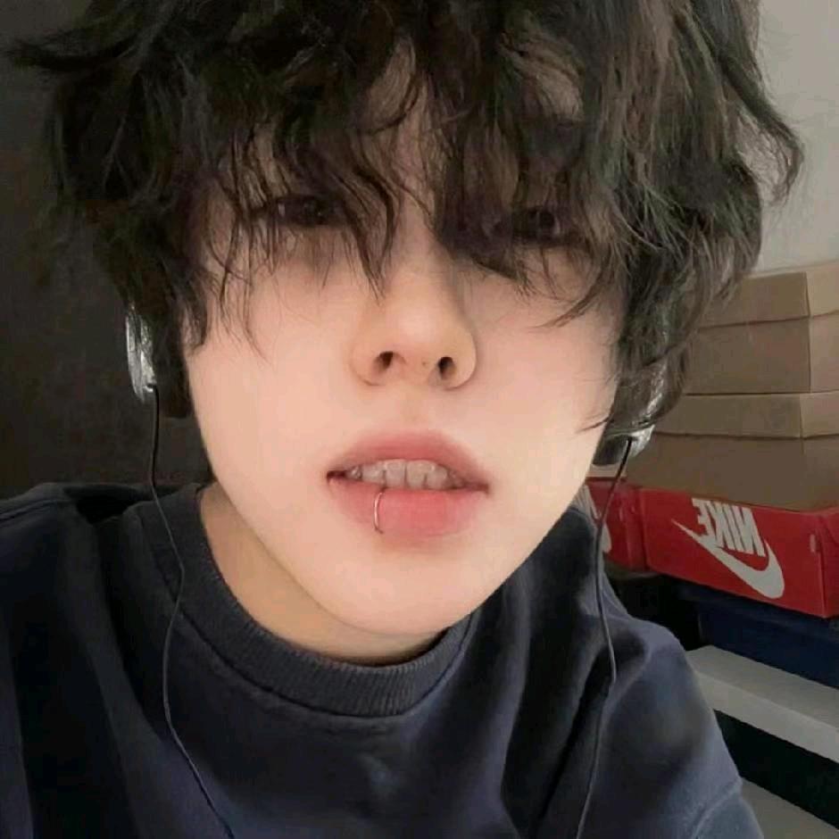 ⫍ ⃢⃢👁 ܫ 👁⃢