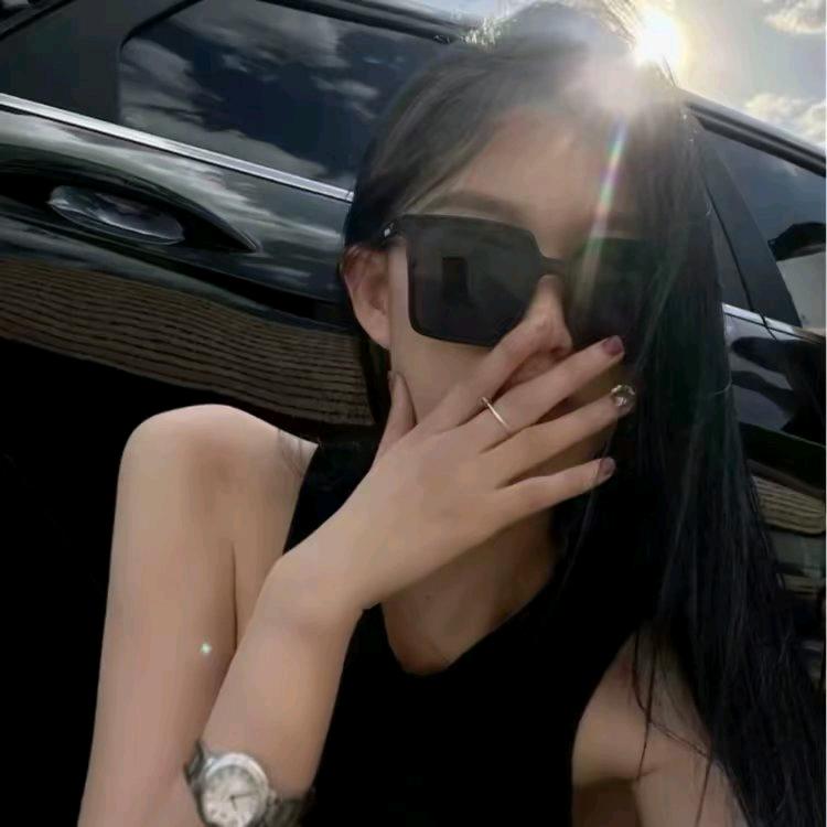 纯欲伊