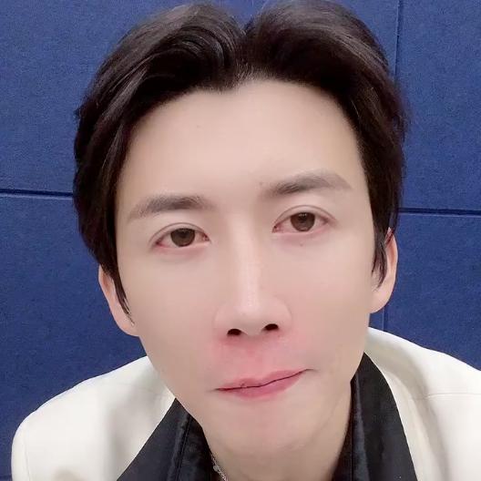 嘞嘞奋斗