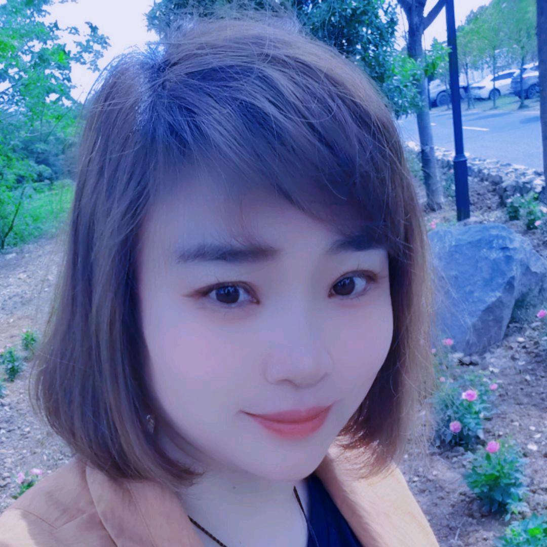 杨霞正在抗癌中