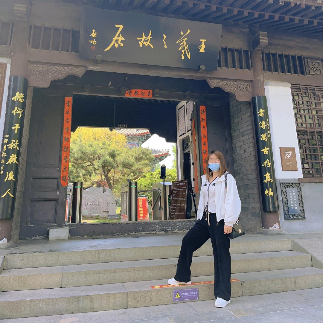 优雅—玲玲