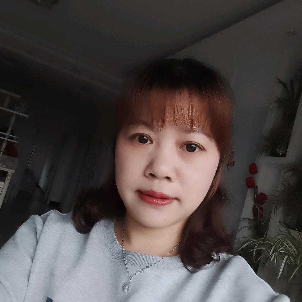 杰尼威尼铜梁3店  琼