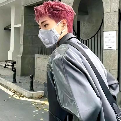 胡斐✪ω✪（Roman）