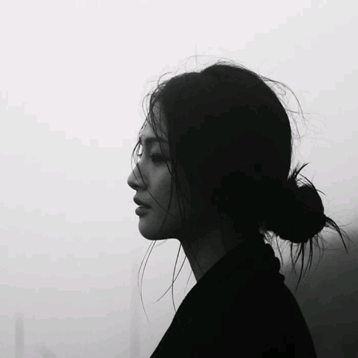 落笔成霜