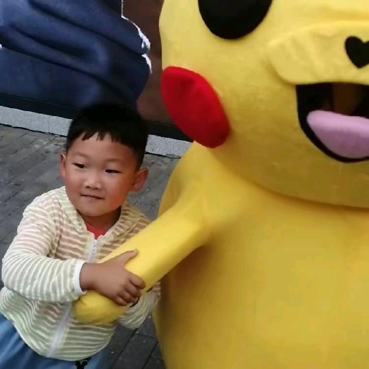丶洒洒