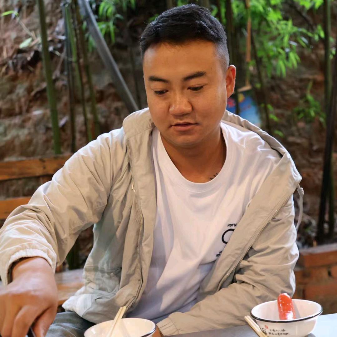 沈明飞