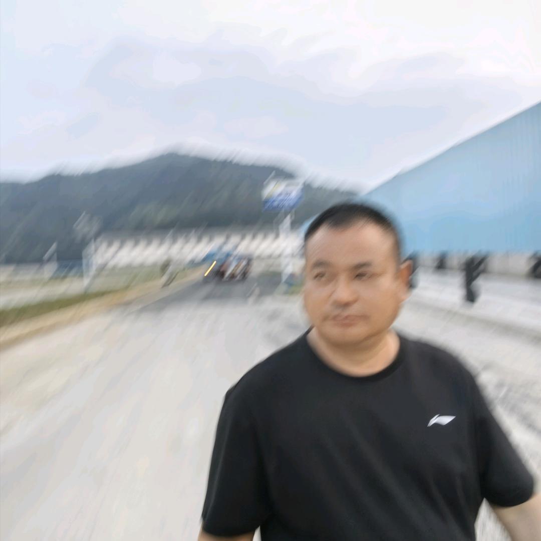 陈华刚