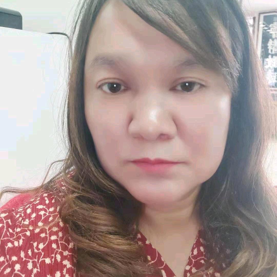 美好快乐的一家人