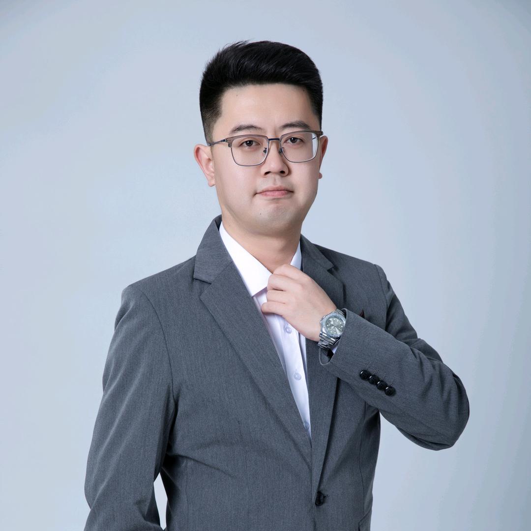 @辉哥不黑