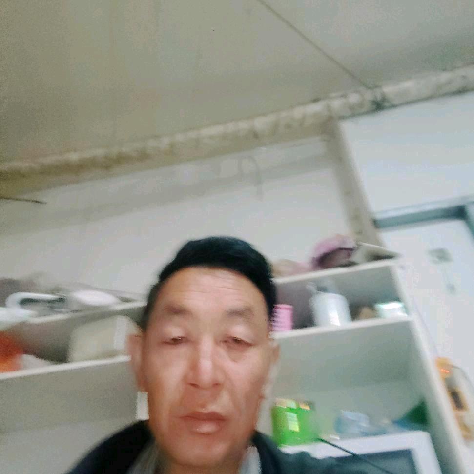 坚强奋斗。