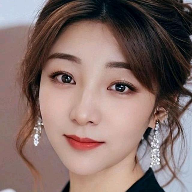 开心姑娘💅👄🤘🏼