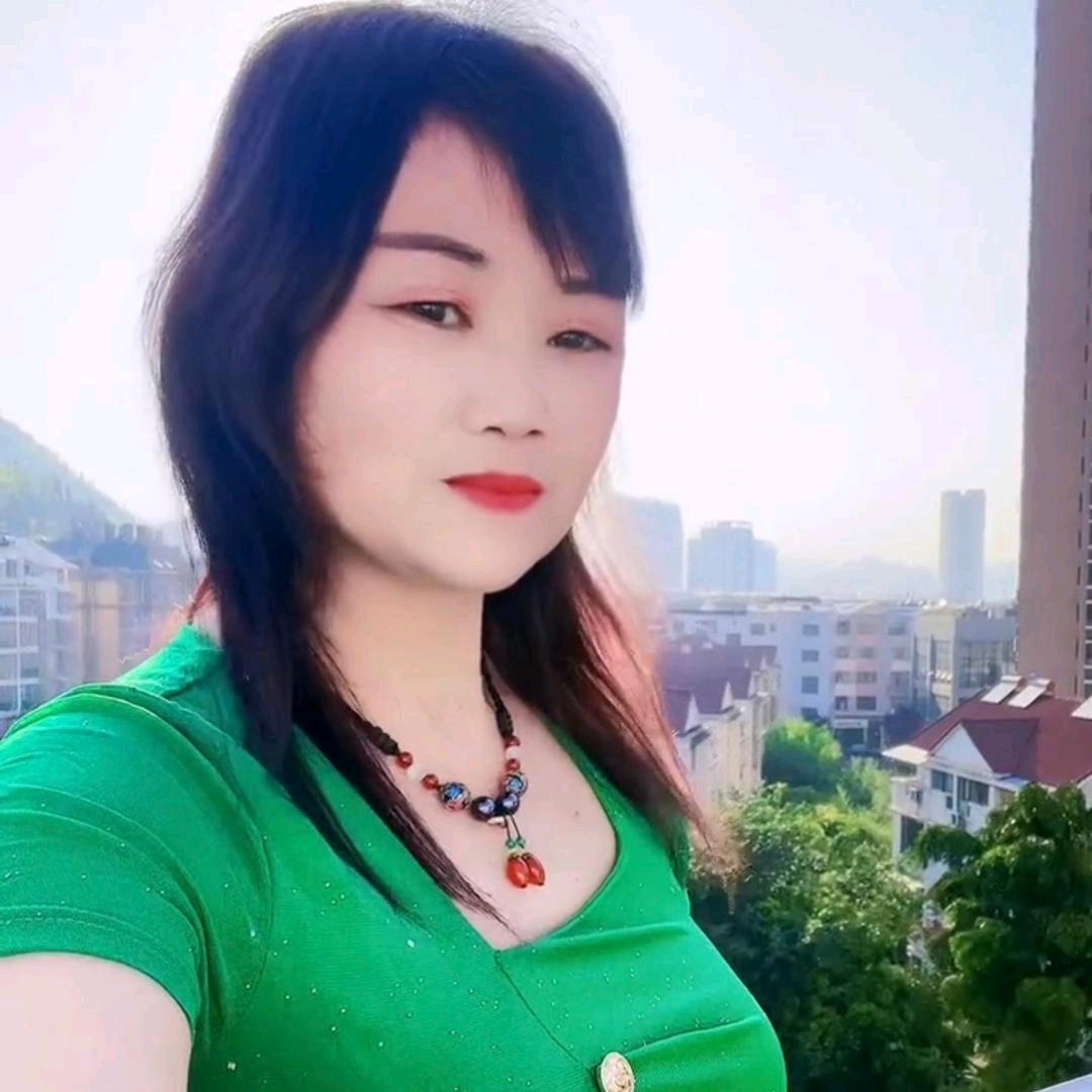 晓 月