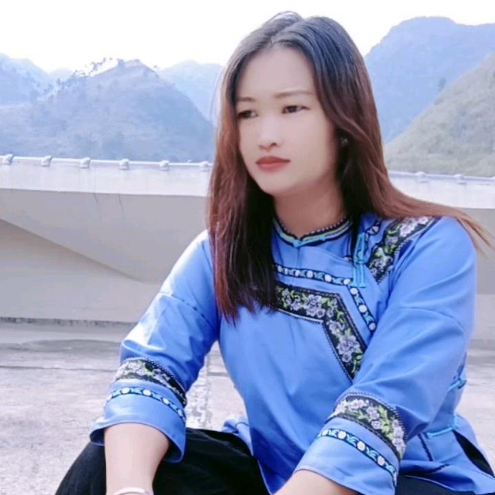 贵州布依小兰带娃）