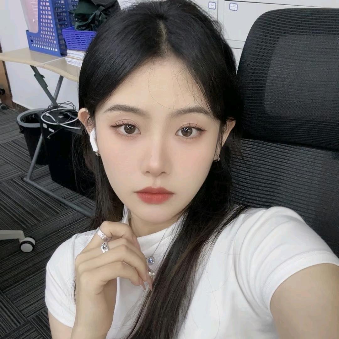 脆皮小牛马