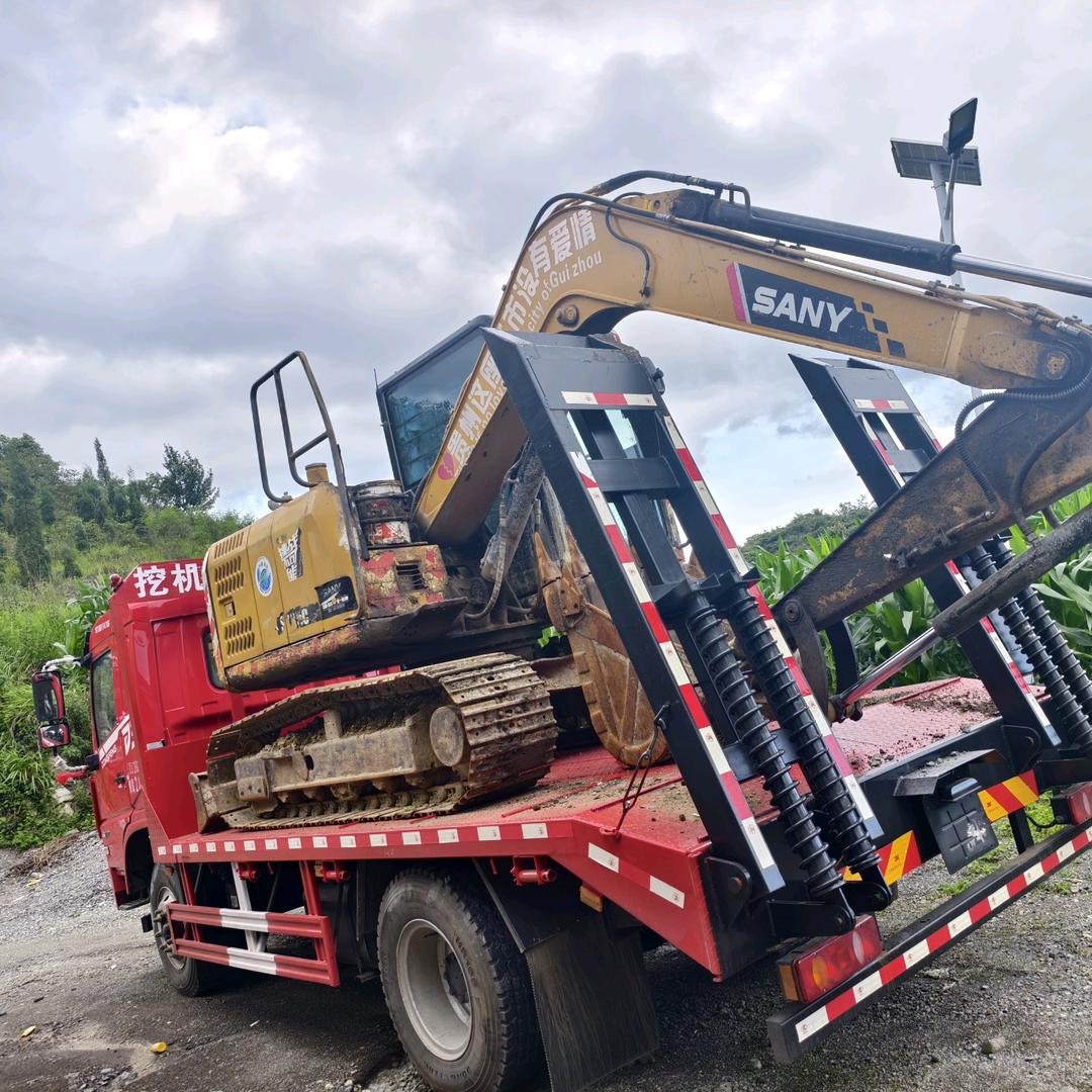 织金挖机 拖车 伐木队