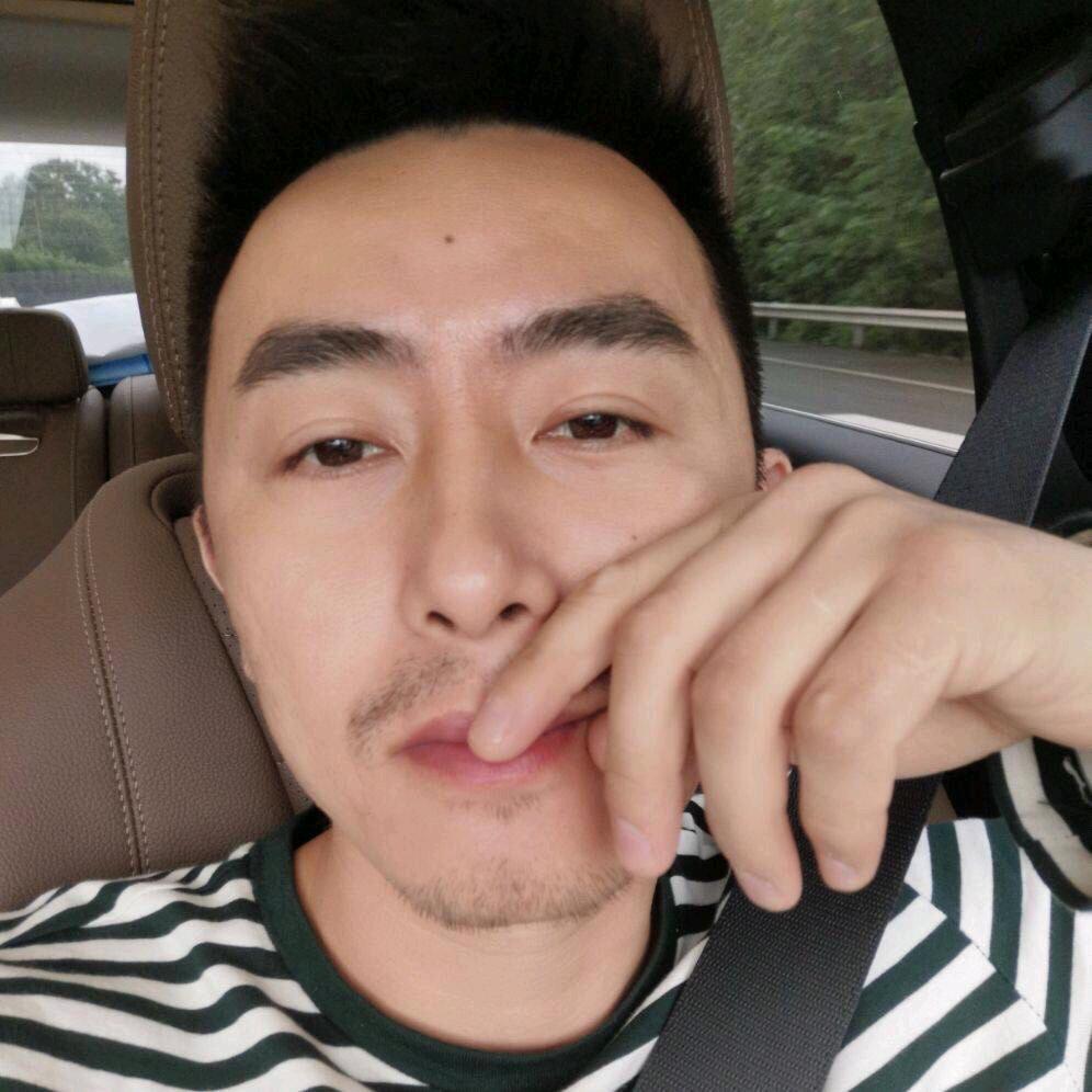 蓝蓝的天空🇨🇳🇨🇳