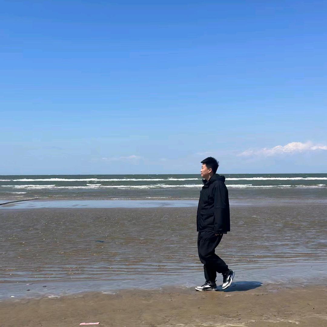 大鹏一日同风起，扶摇直上九万里