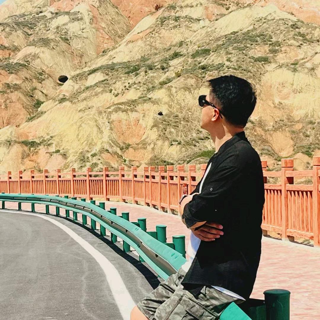 孤老师的校园与生活