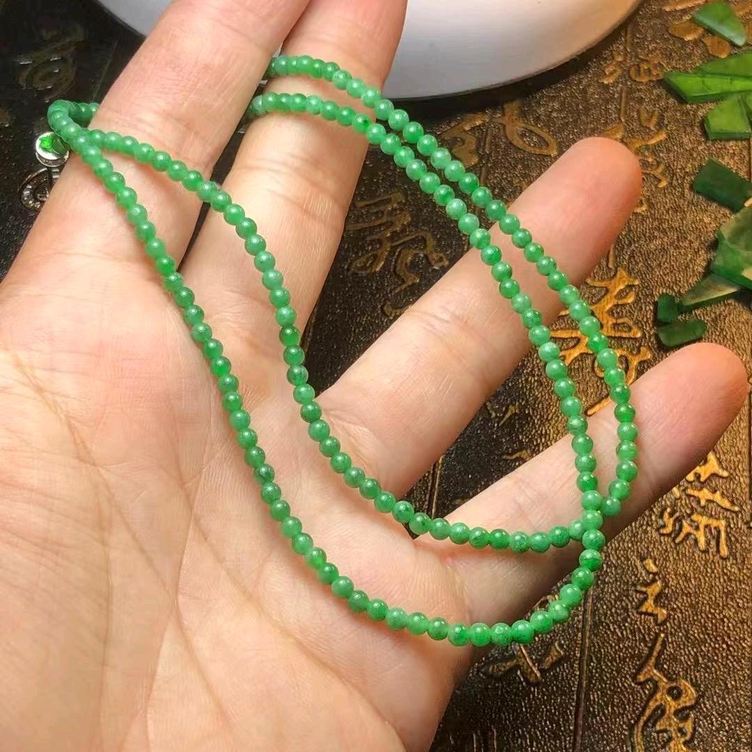 精品翡翠珠宝