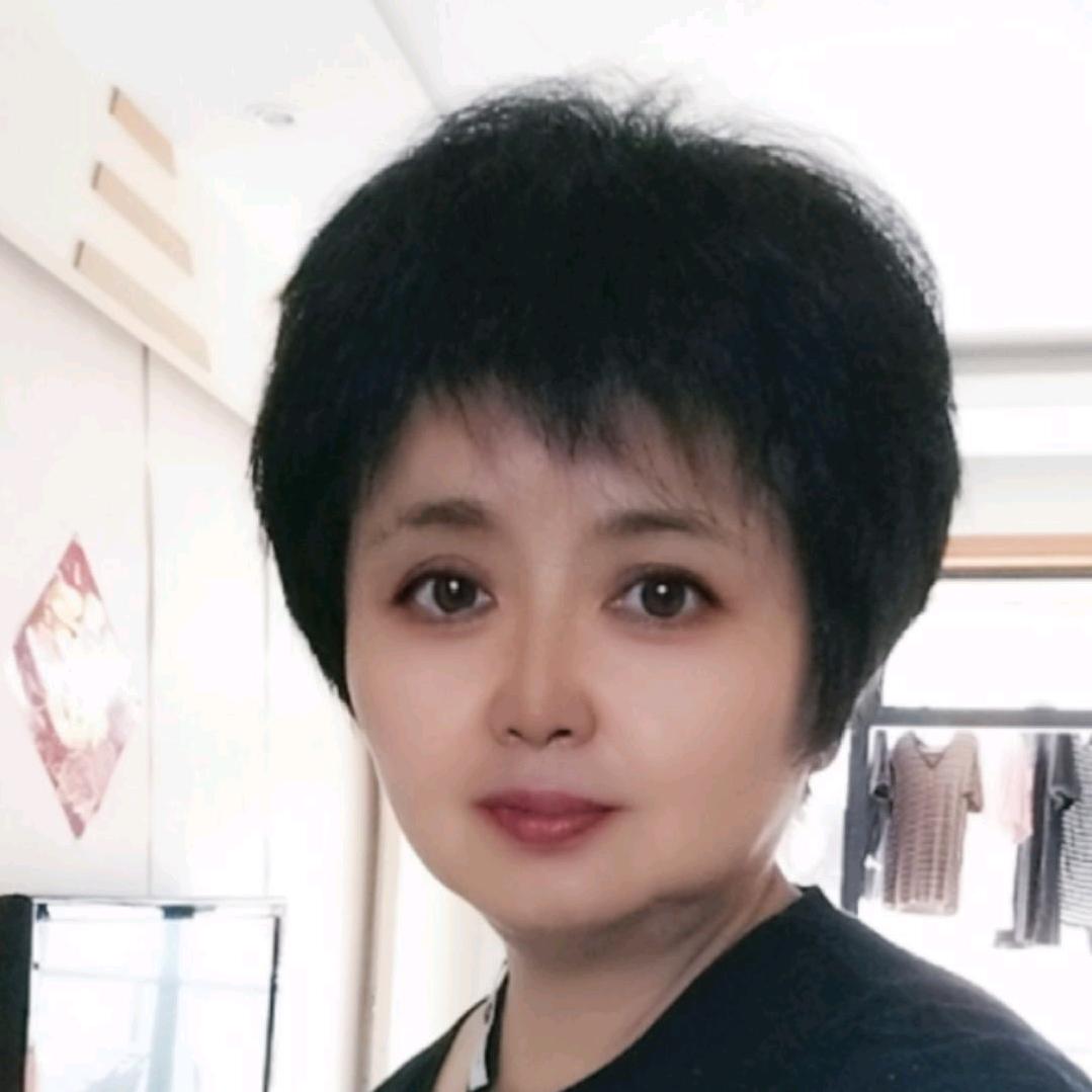 大眼妹