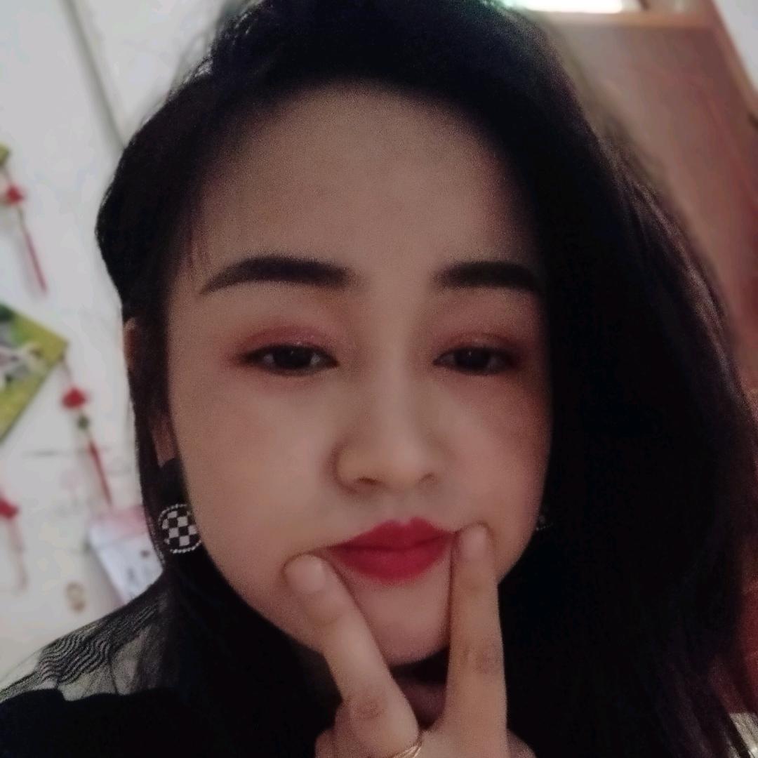 艾笑笑