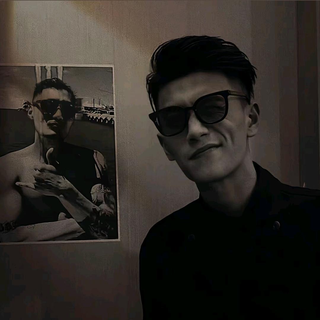 耍帅剪刀腿(不耍硬帅)