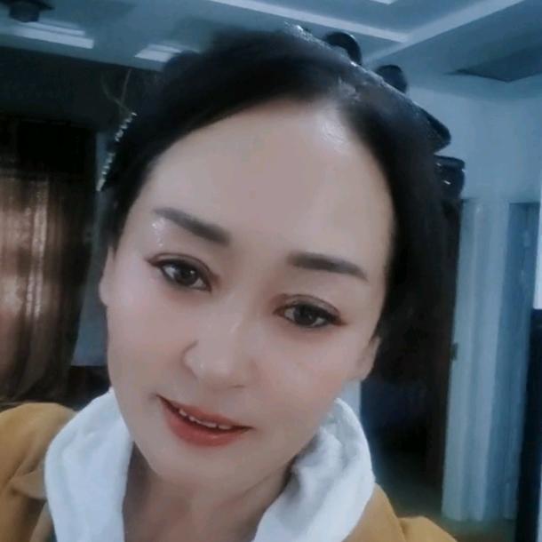 胡杨姐姐