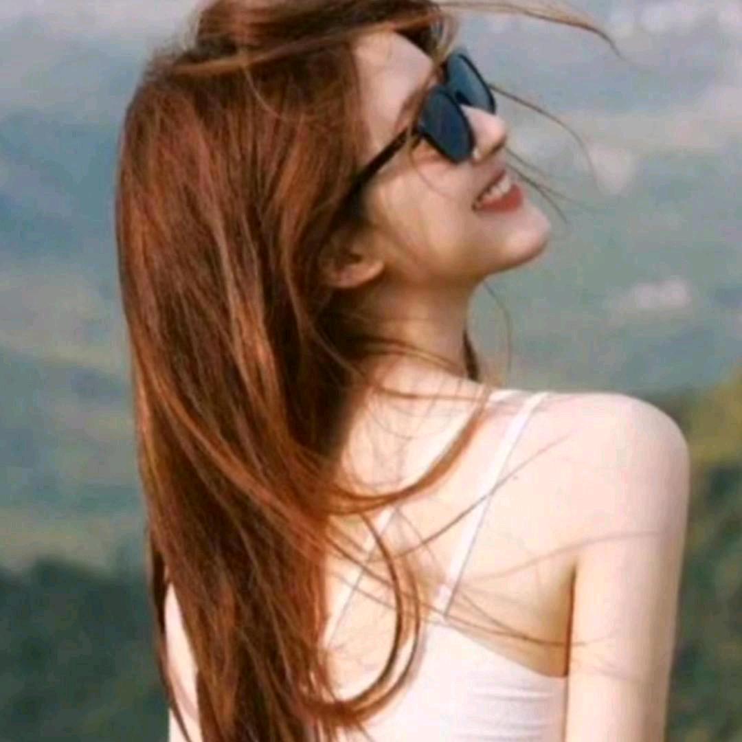 沙漠里的🔥红玫瑰