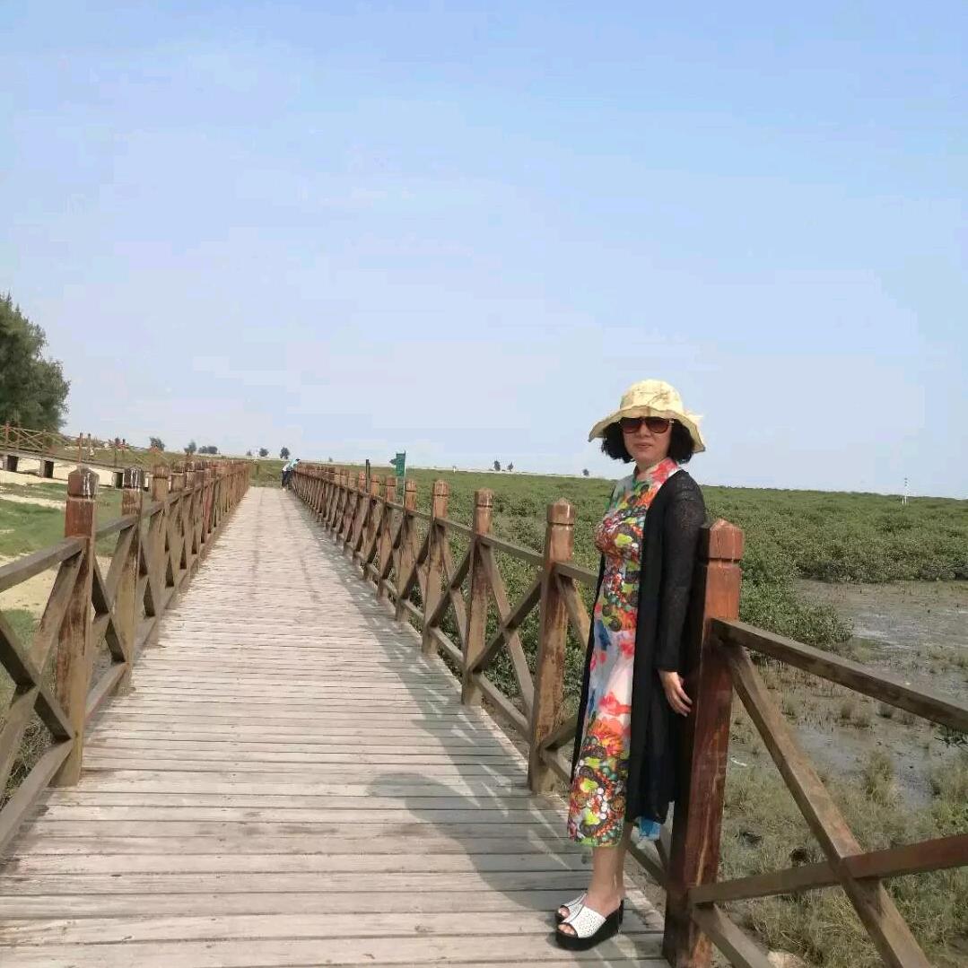 北海不锈钢家具定制 张姐