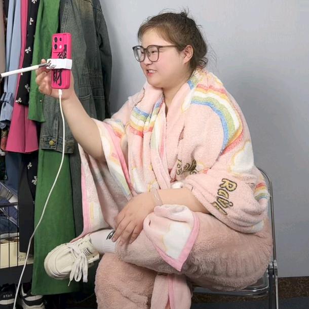 你四姑妈家的大胖丫头