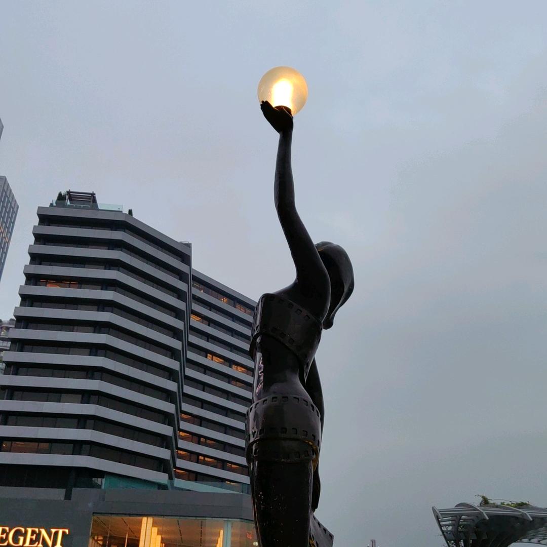 日月与你