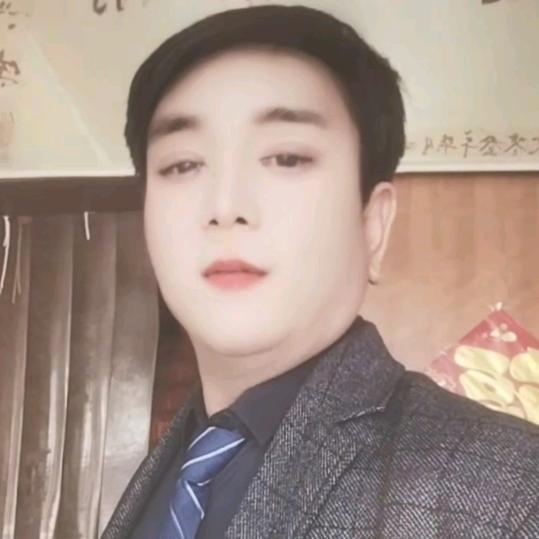 万里霞光