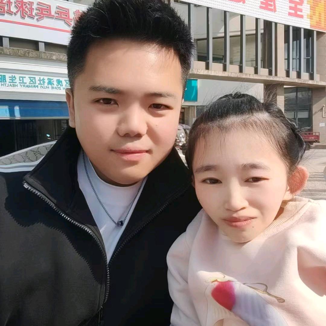 孤燕成对